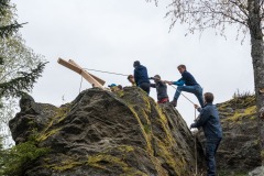 Bayronman-Kastenstein-Kreuz-aufstellen-00721
